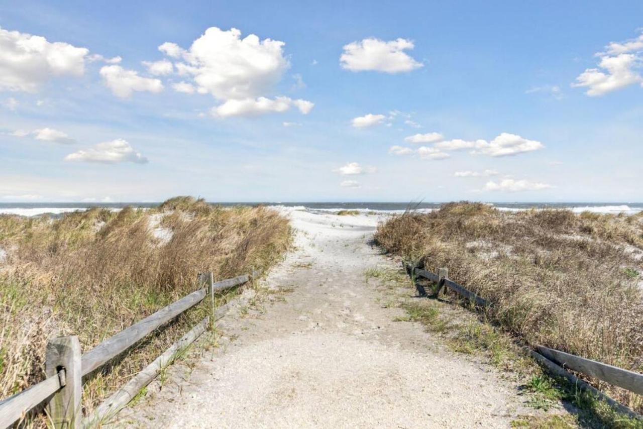 Holiday home Steps To Updated Bouchee Beachy Deck Parking Brigantine